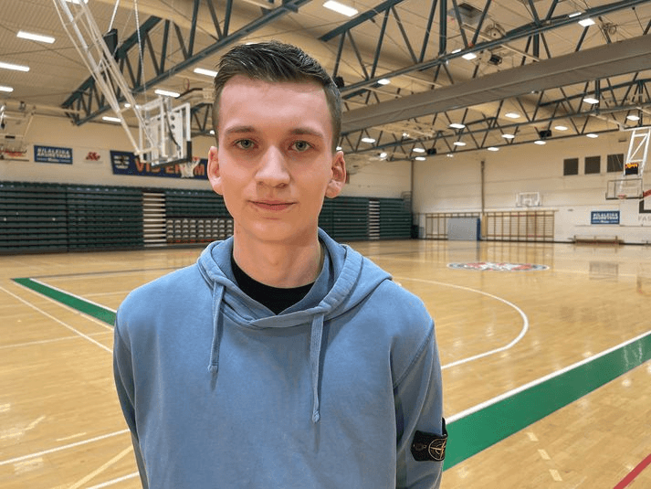 Welcome Mikael Máni Hrafnsson - New Coach at DinoBasketballCamp